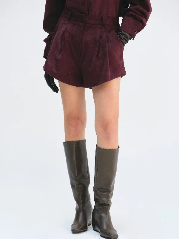 Giacca High Rise Angled Suede Shorts, Plum